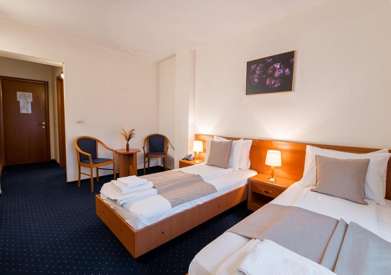 Hotel Excelsior Тимишоара Экстерьер фото