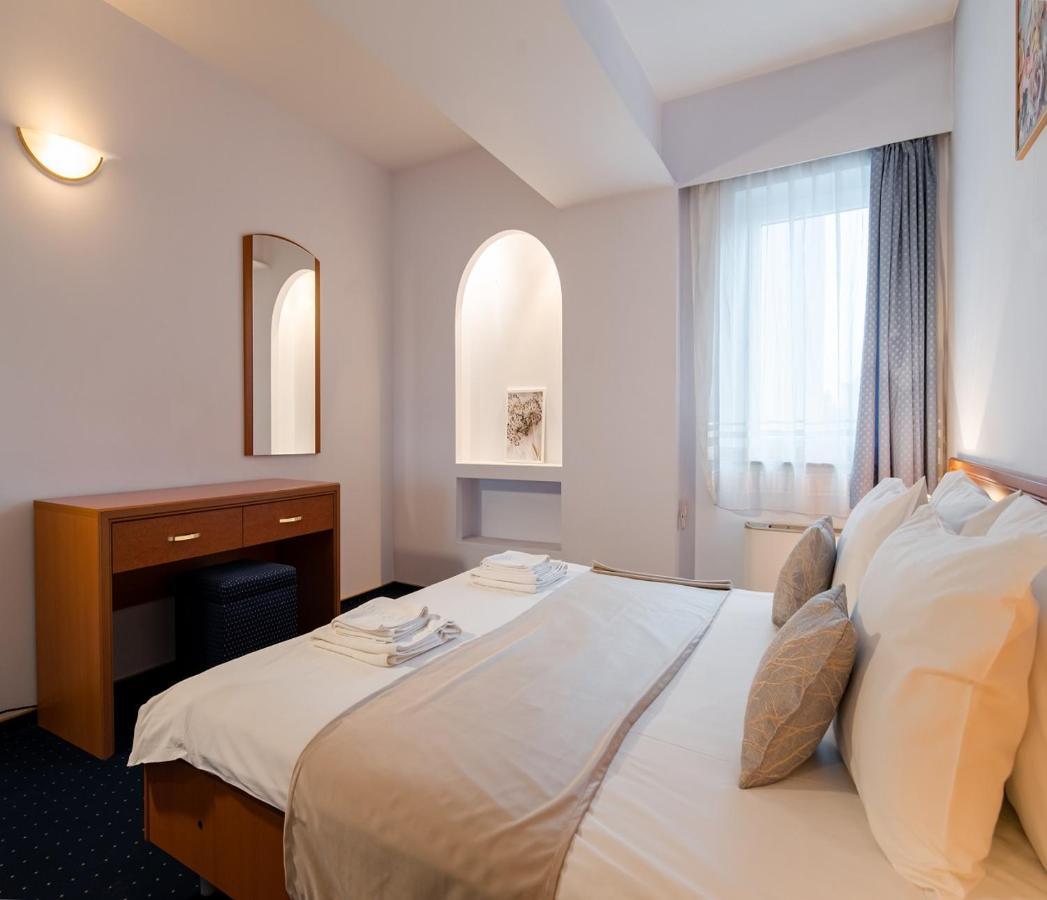 Hotel Excelsior Тимишоара Экстерьер фото