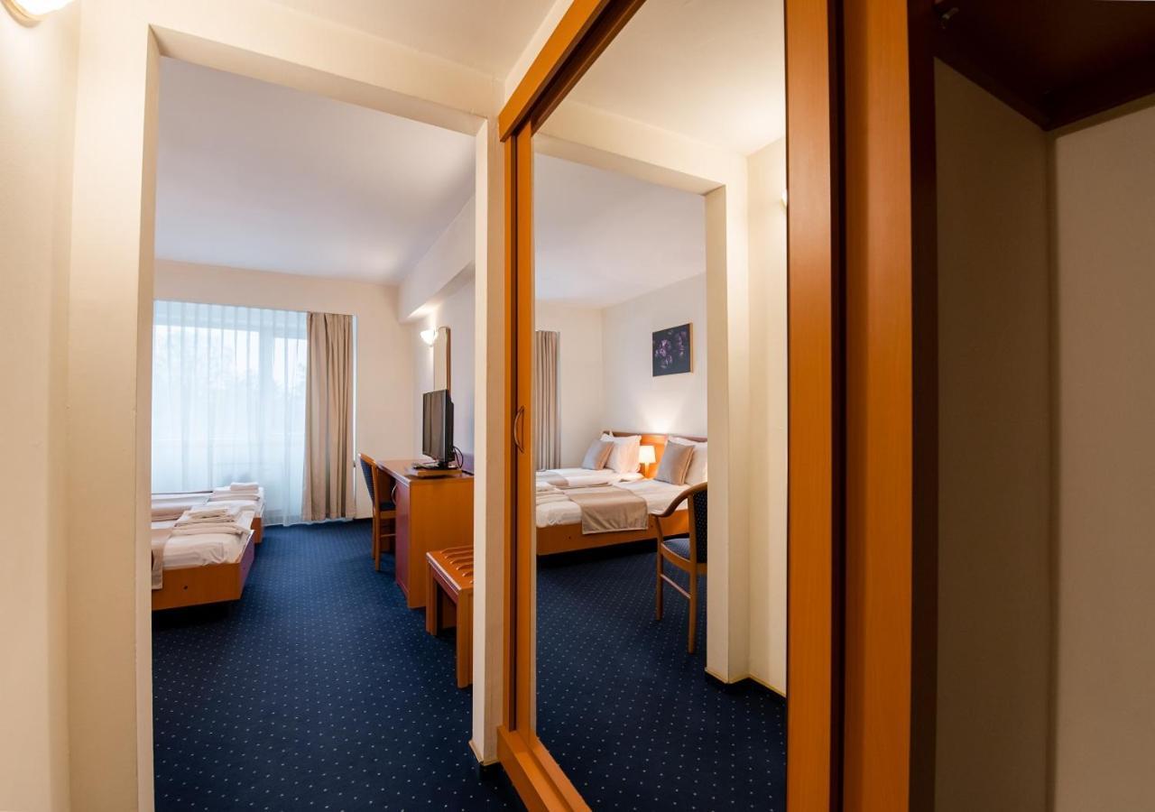 Hotel Excelsior Тимишоара Экстерьер фото